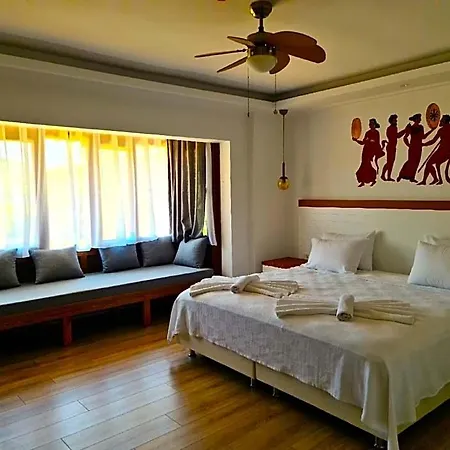 Hotell In Ephesus And Art Galery 3*