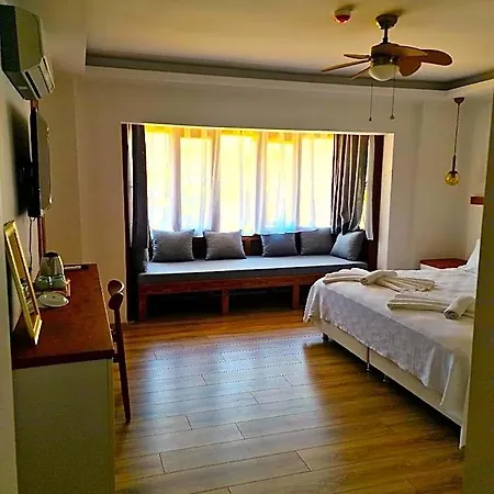 In Ephesus Hotel&art Galery