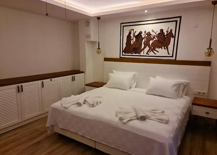 Otel In Ephesus And Art Galery